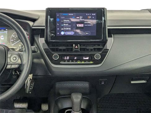 Used 2024 Toyota Corolla LE FWD image 40
