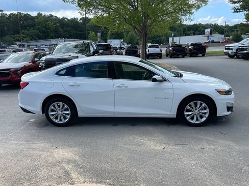 Used 2025 Chevrolet Malibu LT FWD image 8