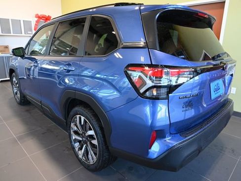 New 2026 Subaru Forester Touring AWD/4WD image 11
