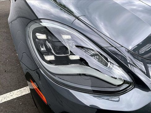 Certified 2023 Porsche Panamera 4 Platinum Edition AWD/4WD image 30