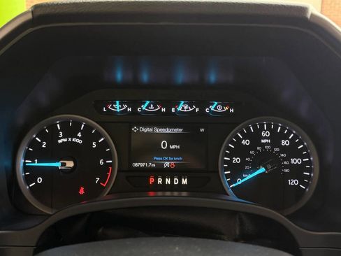 Used 2019 Ford Expedition Max XLT w/ Equipment Group 201A AWD/4WD image 21