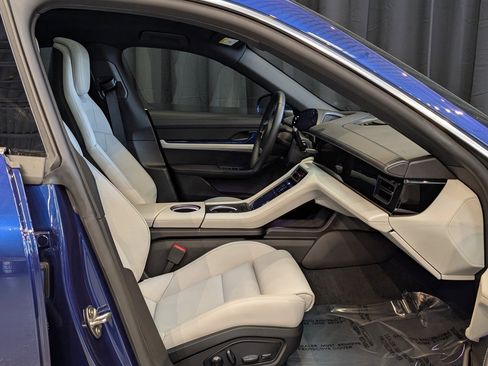 New 2024 Porsche Taycan image 14