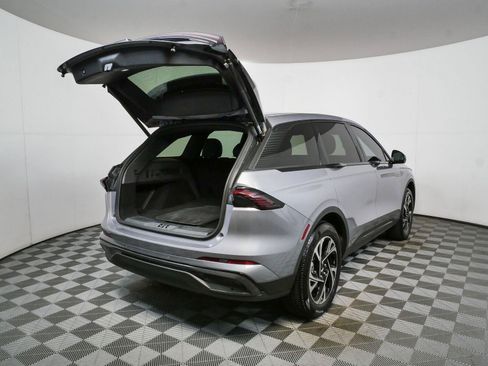Used 2025 Lincoln Nautilus Premier w/ Jet Appearance Package AWD/4WD image 28