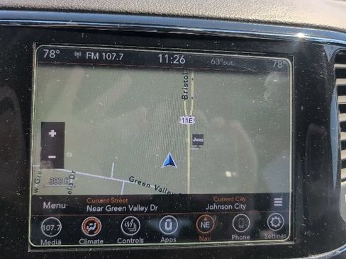 Used 2020 Jeep Grand Cherokee Limited AWD/4WD image 21