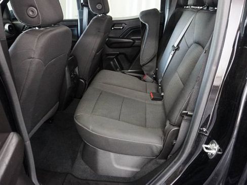 Used 2025 Chevrolet Colorado LT image 9