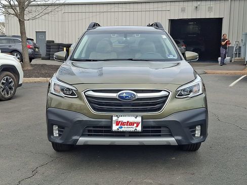 Used 2020 Subaru Outback Limited image 2