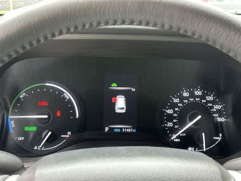 Used 2024 Toyota Sienna XLE w/ XLE Plus Package AWD/4WD image 7