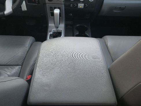 Used 2015 Toyota Sequoia Limited RWD image 18