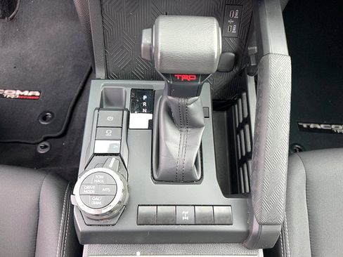 Used 2024 Toyota Tacoma Limited image 20