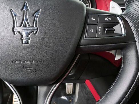 Used 2022 Maserati Levante Modena AWD/4WD image 30