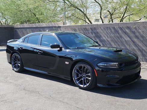 Used 2023 Dodge Charger Scat Pack RWD image 2