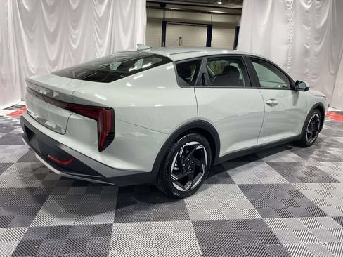 New 2026 Kia K4 EX FWD image 4