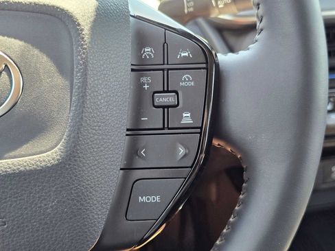 Certified 2026 Toyota Prius XLE FWD image 26