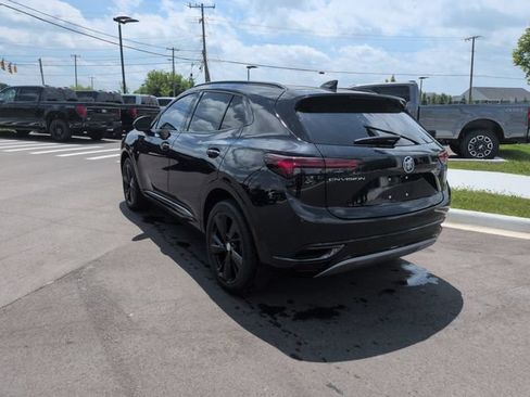 Used 2021 Buick Envision Essence w/ Sport Touring Package FWD image 3