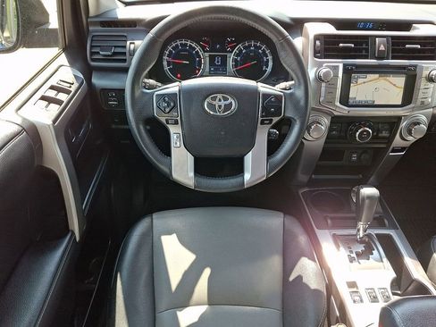 Used 2019 Toyota 4Runner SR5 Premium AWD/4WD image 12