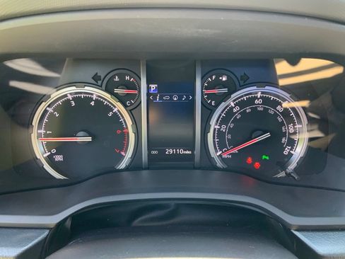 Used 2024 Toyota 4Runner Limited AWD/4WD image 23