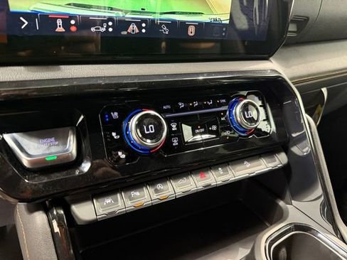 New 2026 GMC Sierra 1500 AT4 w/ AT4 Premium Package AWD/4WD image 23