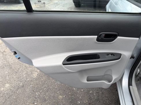 Used 2007 Hyundai Accent GLS image 27