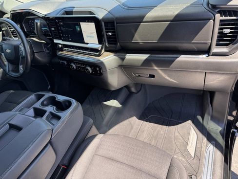 Used 2023 Chevrolet Silverado 1500 LT w/ Protection Package image 7