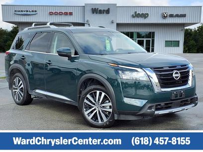 Used 2025 Nissan Pathfinder Platinum