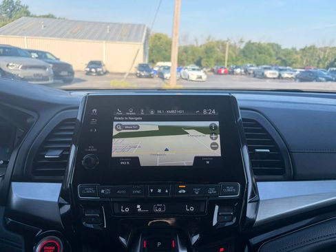 Used 2022 Honda Odyssey Touring image 14