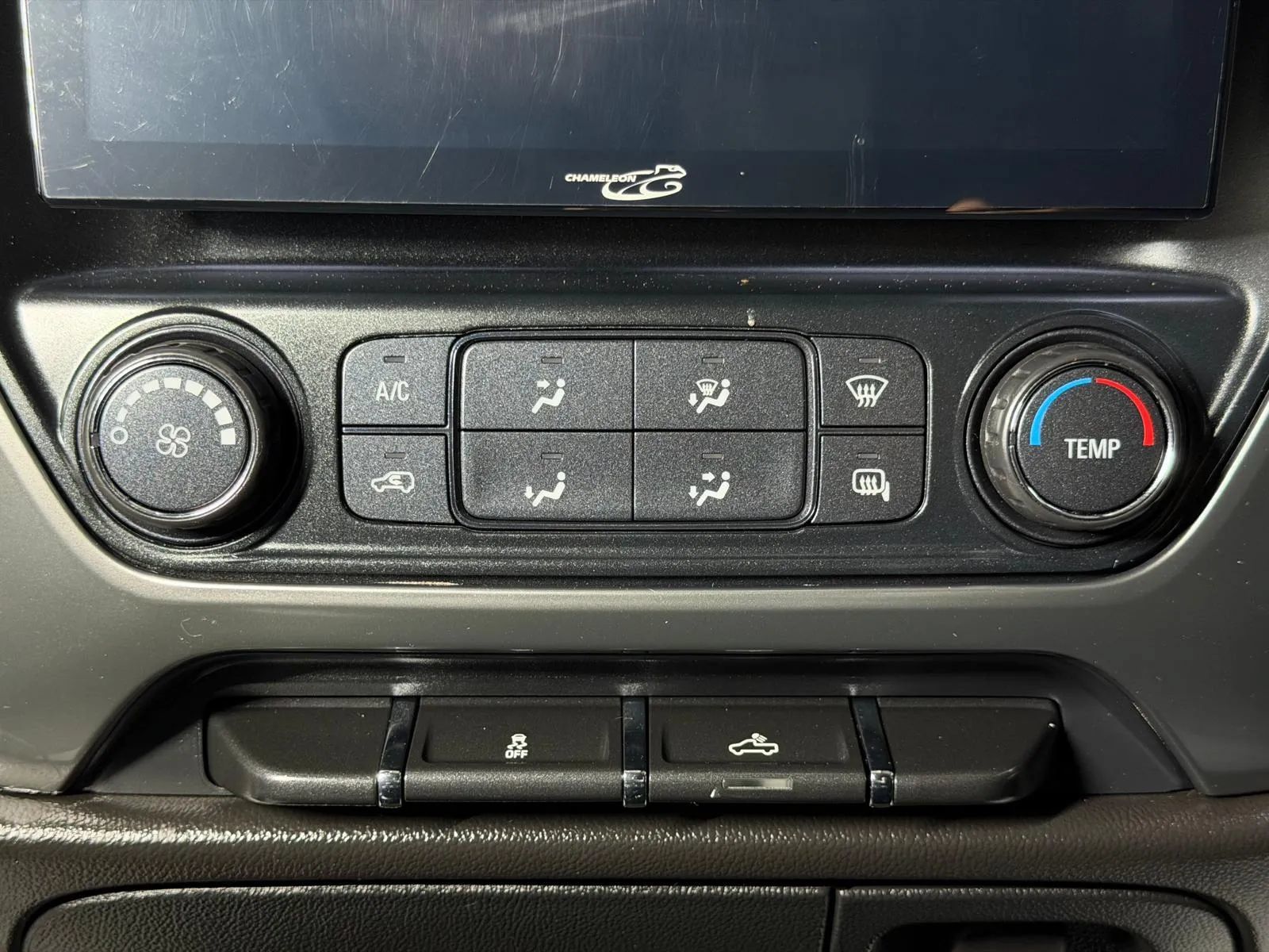 Used 2014 Chevrolet Silverado 1500 LT AWD/4WD image 30