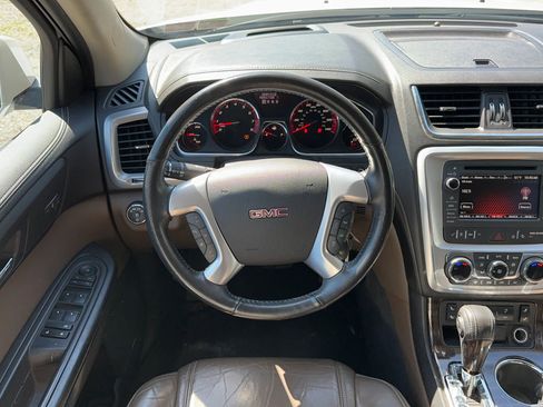 Used 2017 GMC Acadia Limited SLT image 10