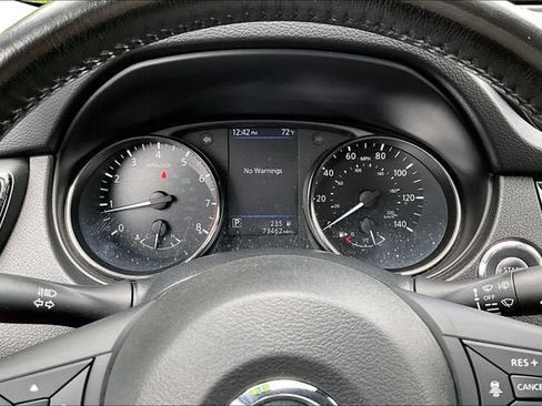 Used 2019 Nissan Rogue SV w/ Premium Package AWD/4WD image 22