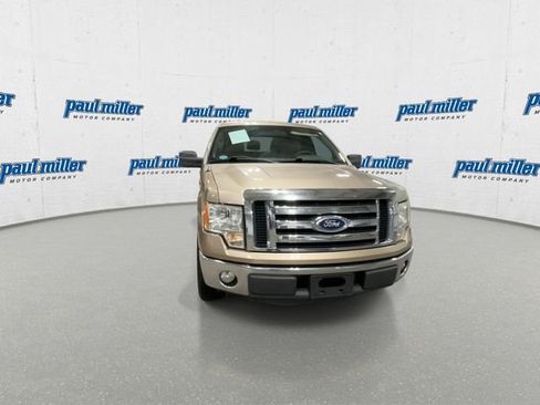 Used 2011 Ford F150 XLT image 3