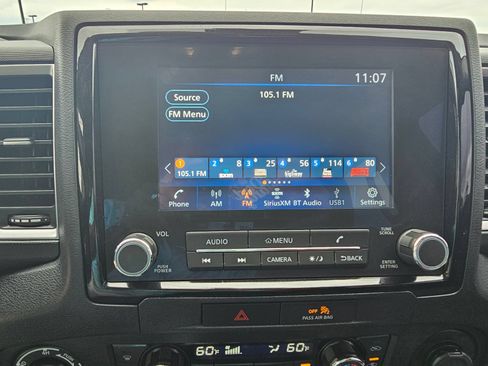 Used 2022 Nissan Frontier SV AWD/4WD image 25