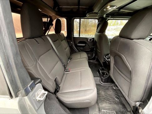 Used 2021 Jeep Wrangler Unlimited Sport AWD/4WD image 16