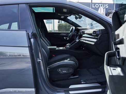 Used 2024 Lamborghini Urus Performante image 28