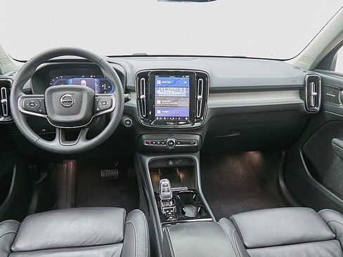 Certified 2023 Volvo XC40 B5 Plus w/ Driver Assist Package image 24