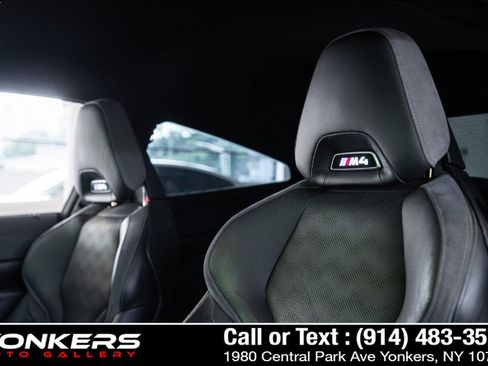 Used 2021 BMW M4 Competition w/ M Carbon Exterior Package RWD image 45
