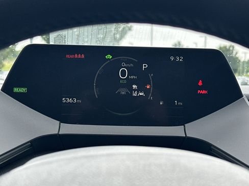 Used 2026 Toyota Prius XLE FWD image 20