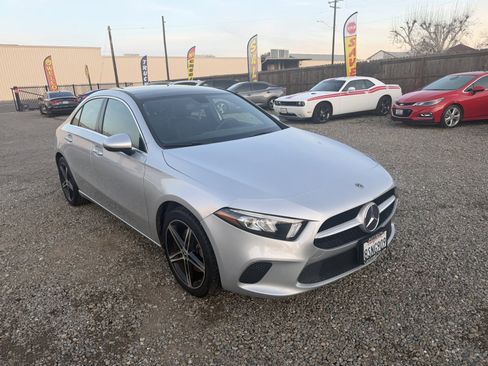 Used 2019 Mercedes-Benz A 220 image 2