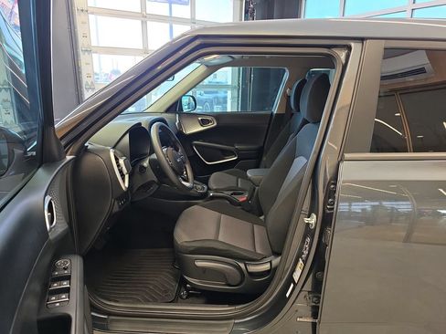 Certified 2024 Kia Soul LX FWD image 14