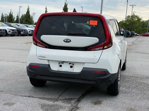 Used 2020 Kia Soul LX FWD image 7