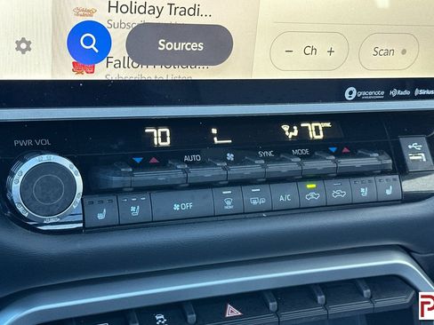 Used 2024 Toyota Tundra Platinum image 23