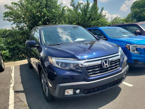 Used 2019 Honda Ridgeline RTL-T image 3