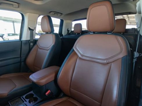 Used 2024 Ford Maverick Lariat w/ FX4 Off-Road Package image 9