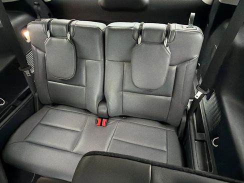Used 2025 Ford Explorer Active w/ Active Comfort Package RWD image 25