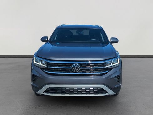 Certified 2022 Volkswagen Atlas Cross Sport SE image 8