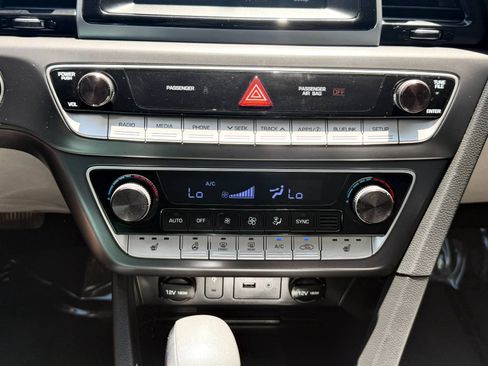 Used 2019 Hyundai Sonata SEL FWD image 16