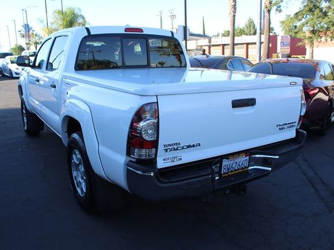 Used 2009 Toyota Tacoma PreRunner RWD image 5
