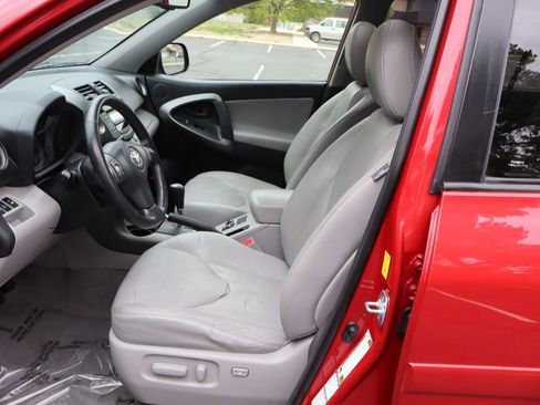 Used 2010 Toyota RAV4 Limited AWD/4WD image 19