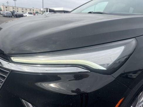 Used 2024 Buick Enclave Premium image 23