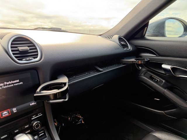 Used 2017 Porsche 718 Cayman RWD image 29