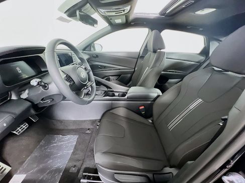 New 2026 Hyundai Elantra SEL Sport Premium FWD image 18