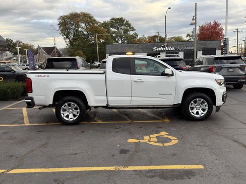 Used 2022 Chevrolet Colorado LT w/ Fleet Safety Package image 9